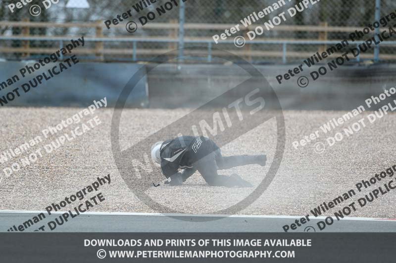 donington no limits trackday;donington park photographs;donington trackday photographs;no limits trackdays;peter wileman photography;trackday digital images;trackday photos